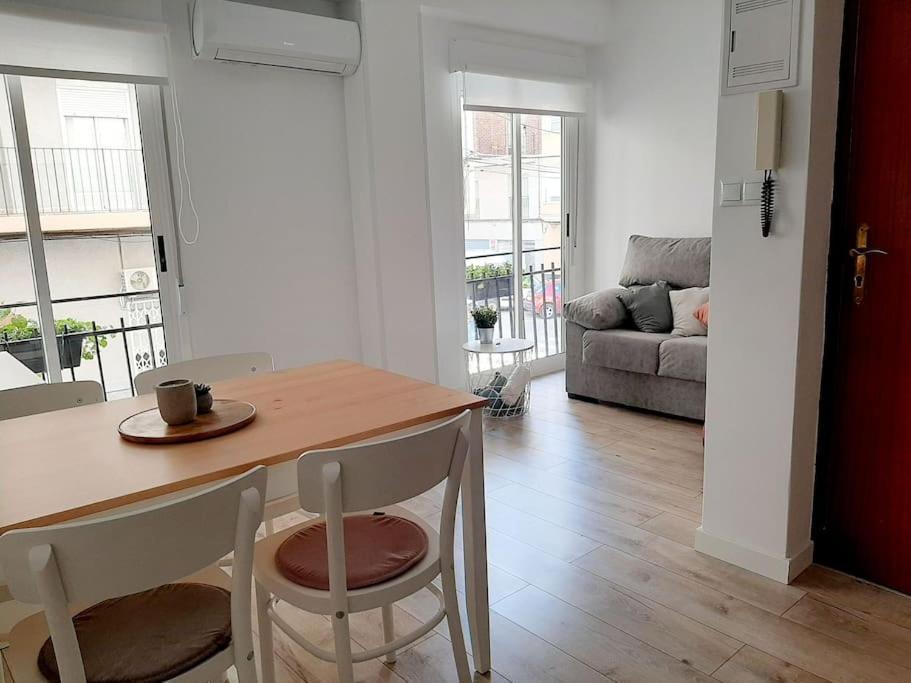 Confortable Apartamento En เอลเช ภายนอก รูปภาพ